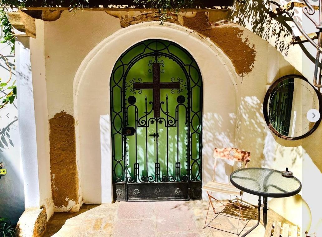 Oliva Courtyard Guesthouse Exterior foto