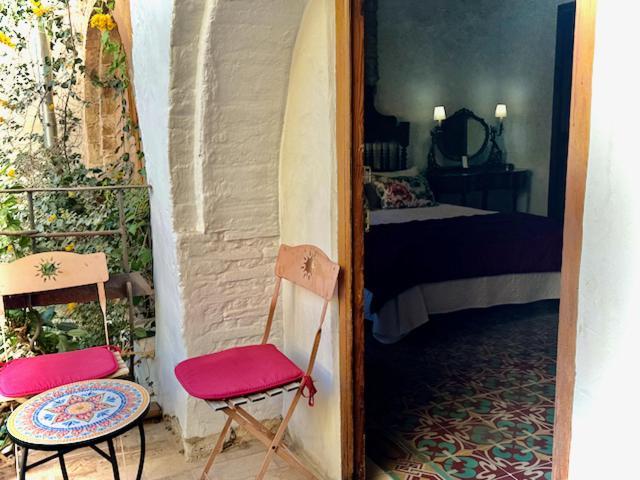 Oliva Courtyard Guesthouse Exterior foto